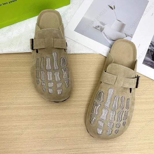 2025 bone embroidered flat shoes, fashionable women's slippers, new niche design, casual and comfortable, wearing with toe caps